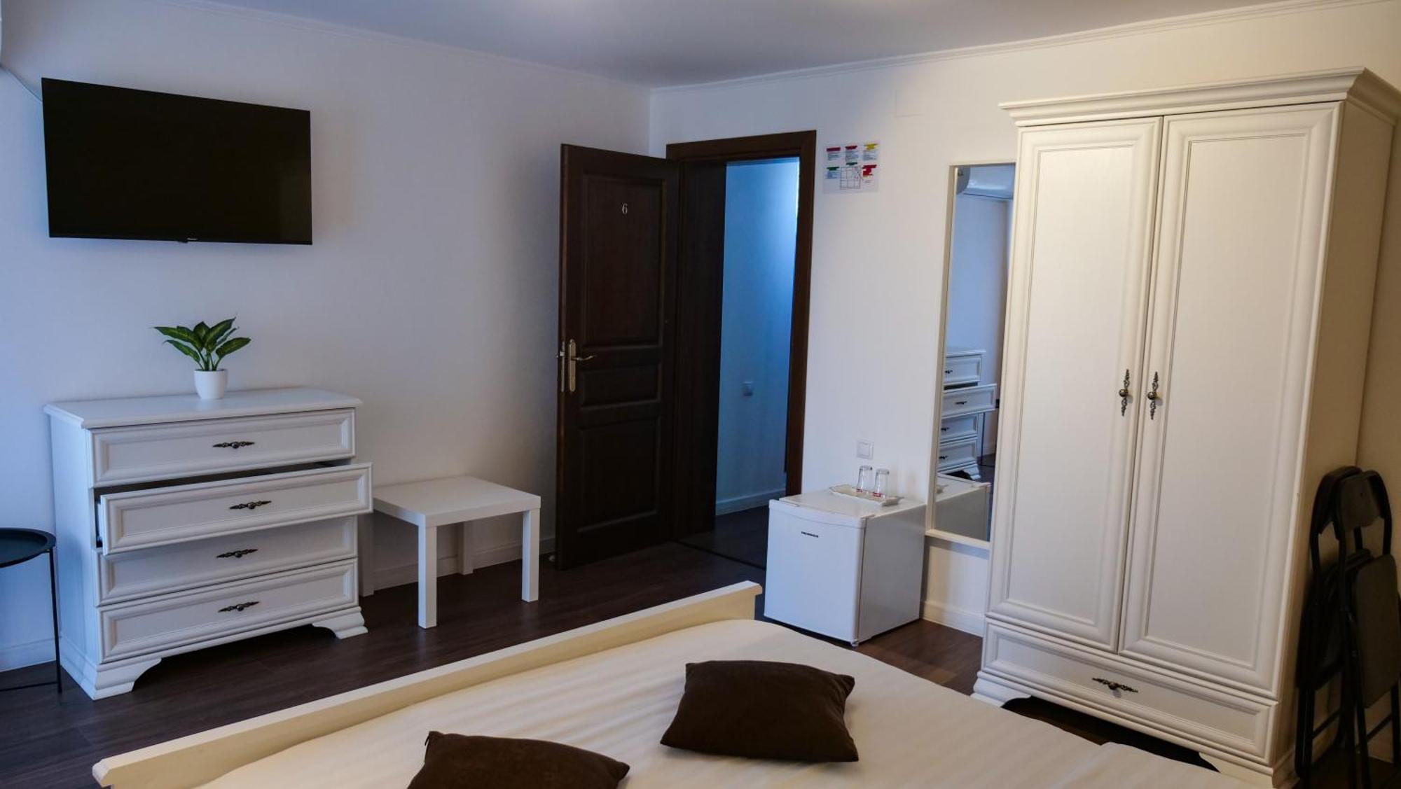 Casa Ambientt Hotell Curtea de Argeş Eksteriør bilde